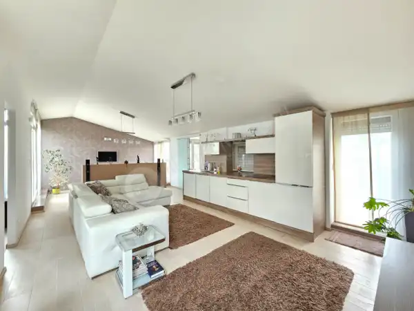 Eladó téglalakás, Budapest, XIV. kerület 1+1 szoba 76 m² 89.9 M Ft