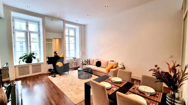 Kiadó téglalakás, Budapest, V. kerület 2+1 szoba 75 m² 1.73 M Ft/hó