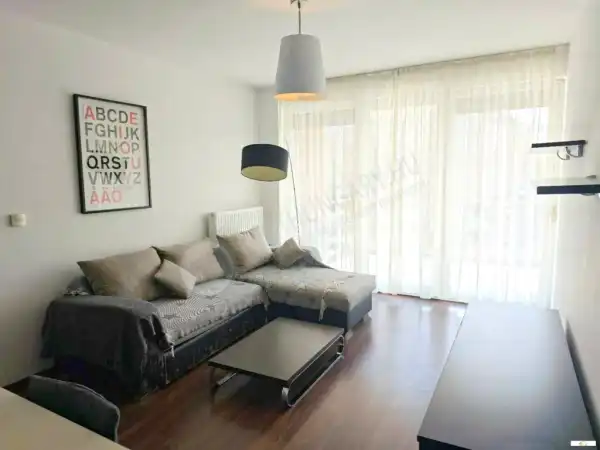 Kiadó újszerű téglalakás, Budapest, IX. kerület 3 szoba 58 m² 349 E Ft/hó